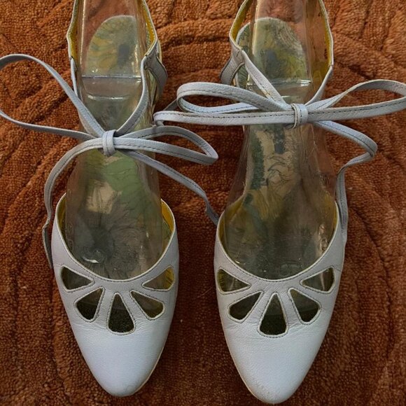 Lavander Flats with Ankle Strap Ties - Picture 1 of 9